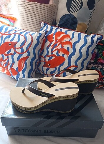Twigy Twigy İnpanema Dolgu Topuk Terlik
