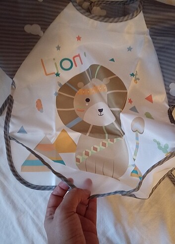 Aslanlı Cepli Yıkanabilir Mama Önlüğü - Görsel 4