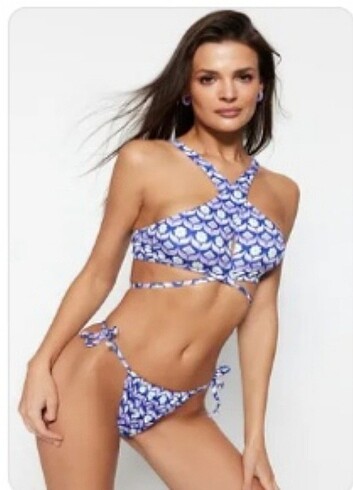 İp Bağlamalı High Leg Bikini Altı 