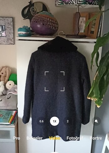 Zara Denizci Tarzı Kürklü Kaşe Kaban - Görsel 3