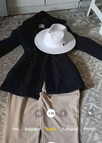 Zara Denizci Tarzı Kürklü Kaşe Kaban - Görsel 12