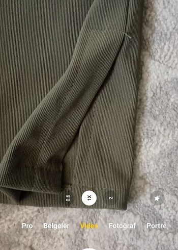 Esnek Yandan Parça Yırtmaçlı Pantolon - Görsel 6