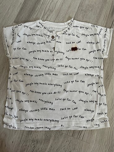 24-36 Ay Beden beyaz Renk Erkek çocuk tshirt 8 adet