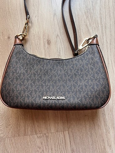  Beden kahverengi Renk Michael Kors Cora Çanta