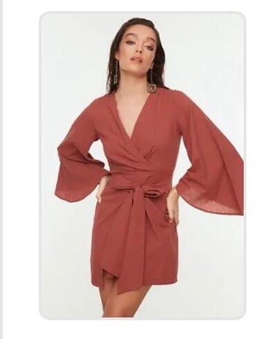 Önden Bağlamalı Elbise TrendyolMilla