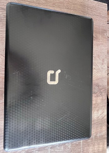 Compaq Dizüstü Bilgisayar - Görsel 2