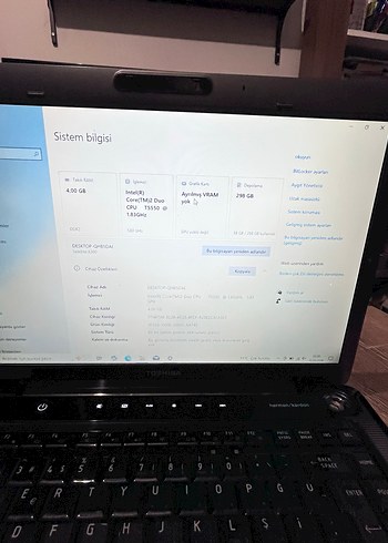 Toshiba Satellite Laptop - Görsel 3