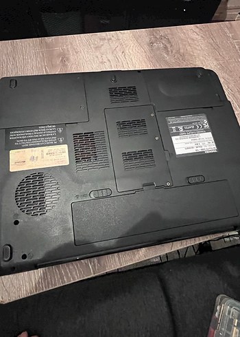 Toshiba Satellite Laptop - Görsel 5