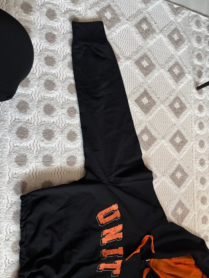 Siyah Kapüşonlu Kadın  crop Sweatshirt - Görsel 4