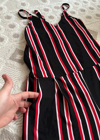 İp askılı şortlu sırt detaylı kadın tulum - Görsel 2