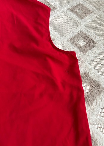 Kolsuz Düğmeli Kırmızı Kadın Gömlek - Görsel 8