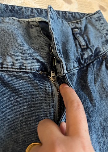 Mavi Batik Desenli Düğmeli Kadın Jean - Görsel 4