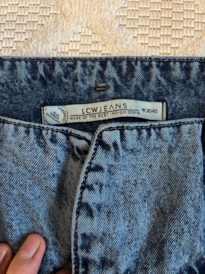 Mavi Batik Desenli Düğmeli Kadın Jean - Görsel 5