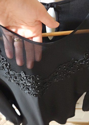 m Beden siyah Renk Siyah Nakışlı inci boncuk Detaylı Uzun Kollu Bluz