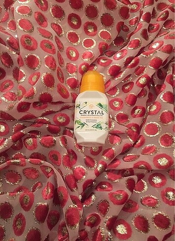 Crystal Essence Roll-On Papatya & Yeşil Çay ve Crystal Essence R
