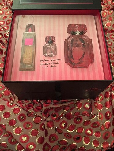 Victoria s Secret Victoria s Secret Bombshell Set