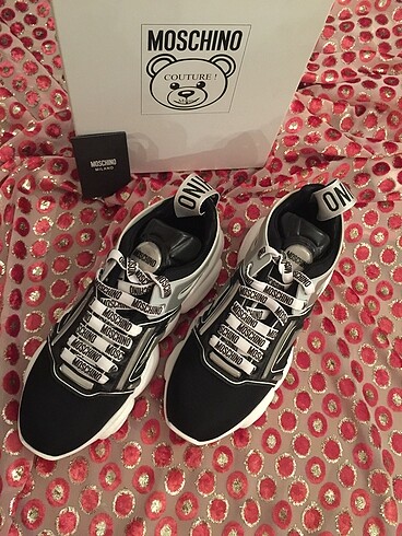 41 Beden Moschino couture teddy sneakers