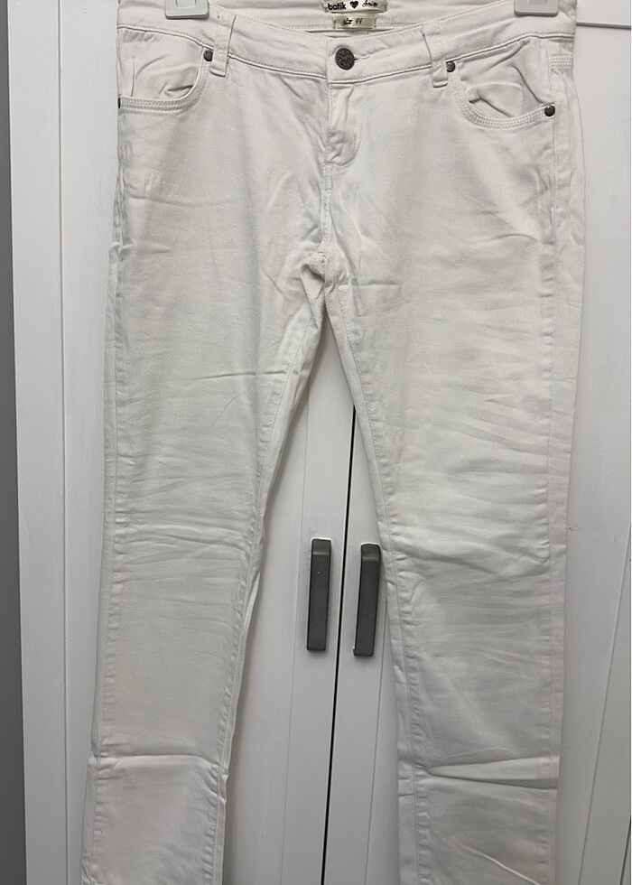 Beyaz likralı jean - Görsel 2