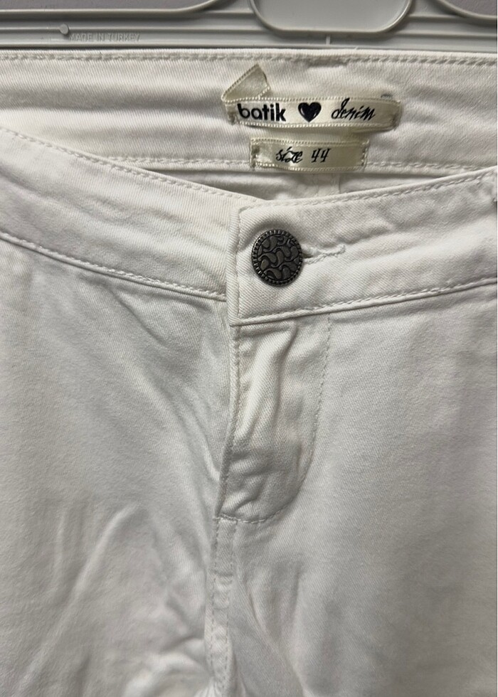 Beyaz likralı jean - Görsel 4
