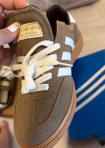 Kahverengi Süet Adidas Kadın Spor Ayakkabı - Görsel 4