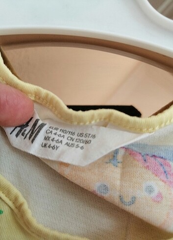 H&M Cok az giyildi