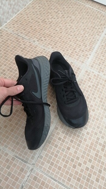 Nike Orjinal onu tozlu