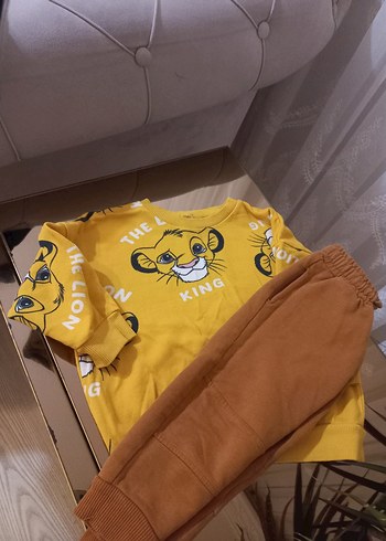 Erkek Bebek Sarı Aslan Baskılı Takım - Görsel 3