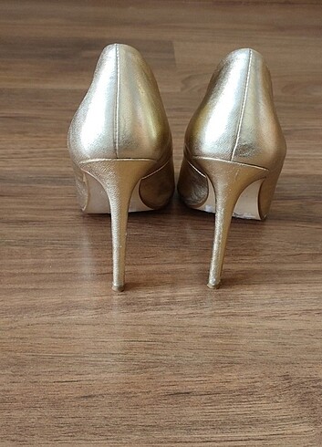 Dune Dore Stiletto