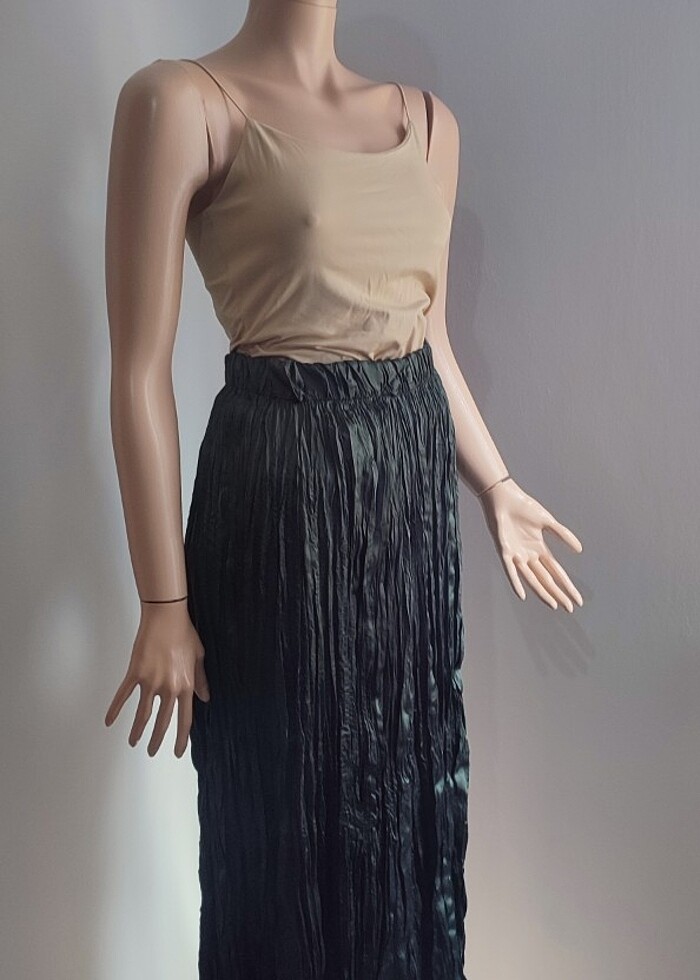 Zümrüt Yeşili Saten Etek - Görsel 2