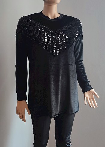 Pullu Siyah Kadife Eşofman Takımı - Görsel 3