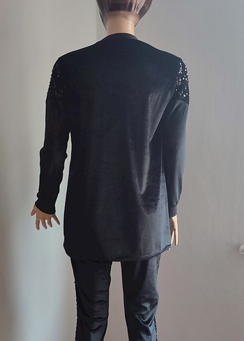 Pullu Siyah Kadife Eşofman Takımı - Görsel 2