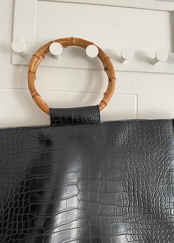 Lutvelizade siyah Deri Yılan Desenli Kadın Çanta - Görsel 3