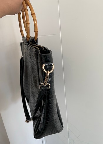 Lutvelizade siyah Deri Yılan Desenli Kadın Çanta - Görsel 9