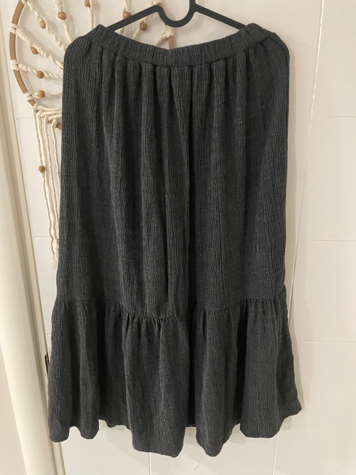 Gri Uzun Etek Volanlı Bohem - Görsel 4