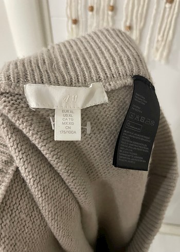 Bej yırtmaçlı etek - Görsel 3