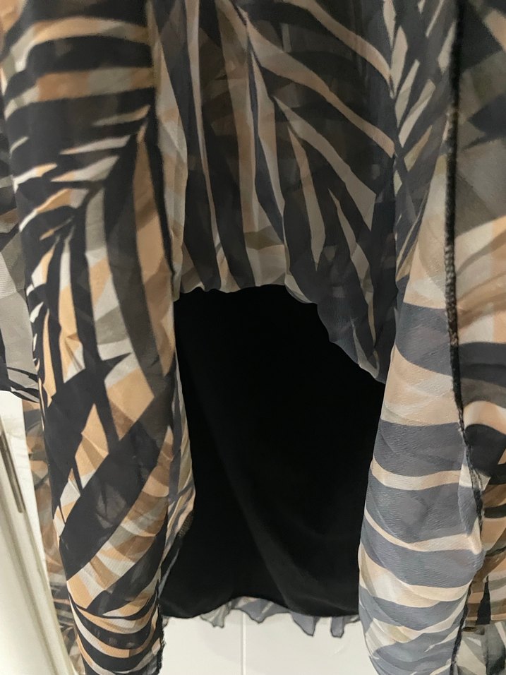 Tropikal desen pilili etek - Görsel 3