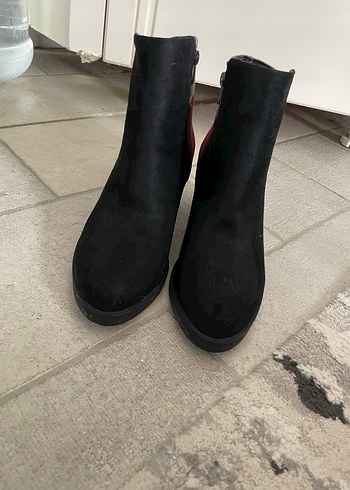 Bordo Tokalı Süet Topuklu Kadın Bot - Görsel 4