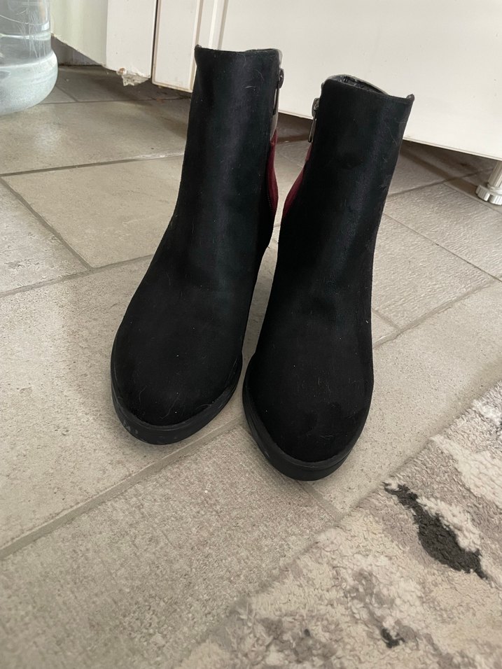 Bordo Tokalı Süet Topuklu Kadın Bot - Görsel 4