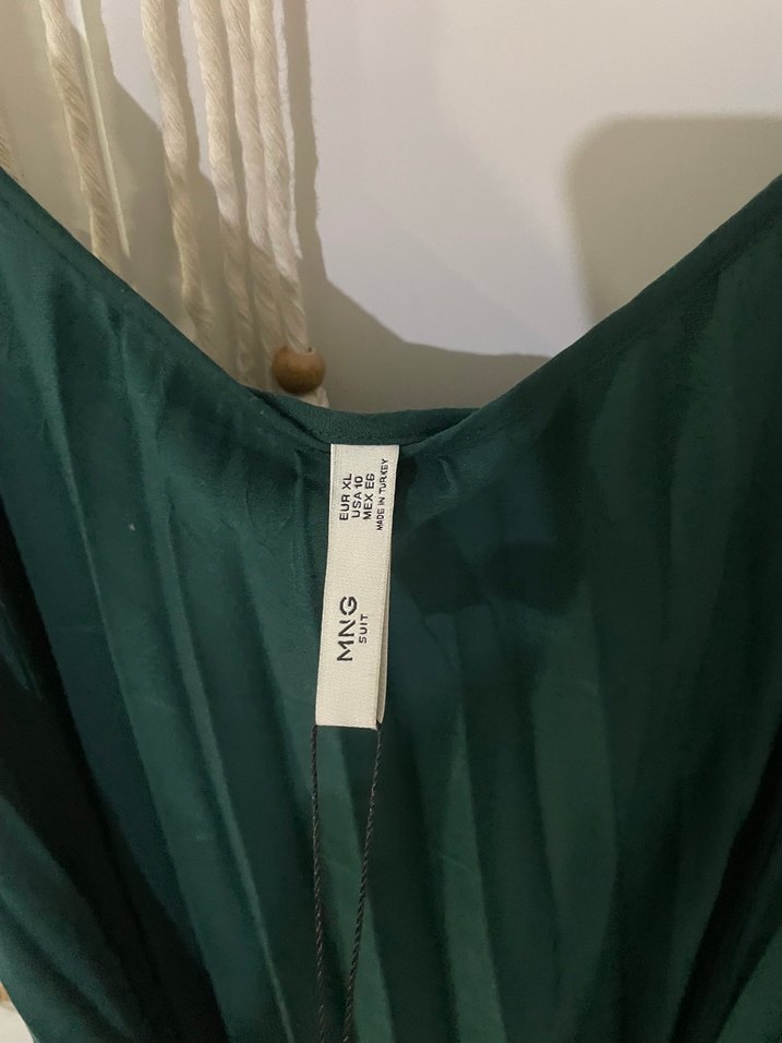 Yeşil Pilili Uzun Askılı Kadın Elbise - Görsel 4