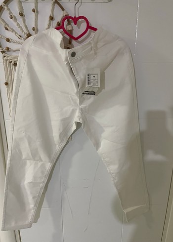 Beyaz Düğmeli Midi Kadın Kot Pantolon