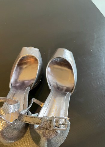 Simli Yüksek Topuklu Kadın Abiye Ayakkabı - Görsel 3