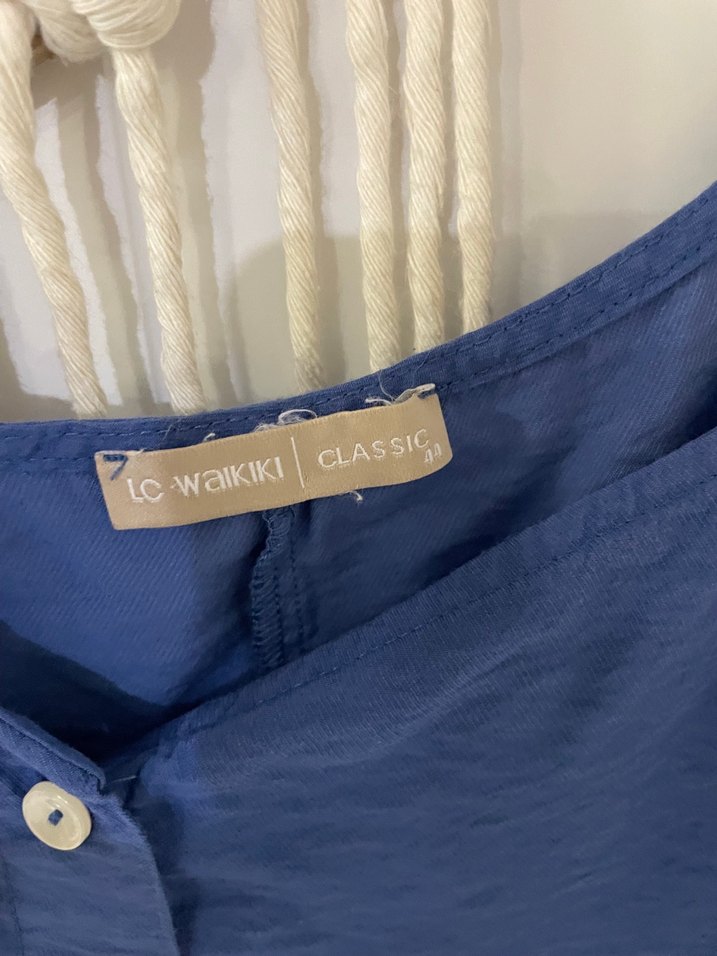 Mavi düğmeli elbise - Görsel 3