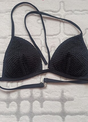 Bikini üstü