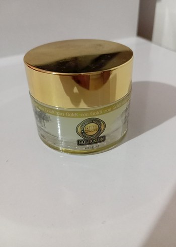 GOLIGZON Altın Kapaklı Kadın Nemlendirici Krem