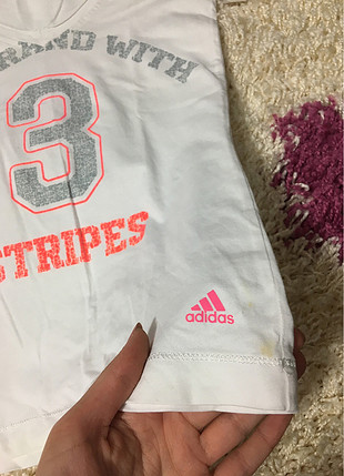 Adidas tshirt