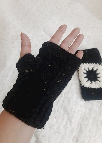 Siyah Beyaz Örgü Bohem Parmaksız Eldiven - Görsel 3