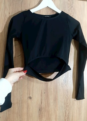 Siyah Kadın Uzun Kollu Crop Top - Görsel 2