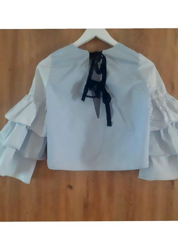 Beyaz Volanlı Mini Kadın Bluz - Görsel 2