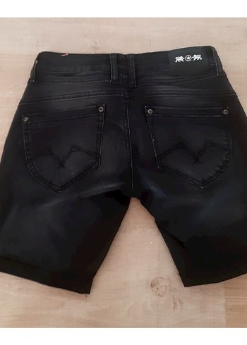 m Beden Siyah Düğmeli Mini Denim Şort