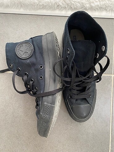 38 Beden siyah Renk Converse ayakkabı